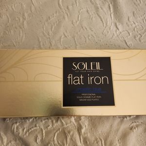 Soleil flat iron